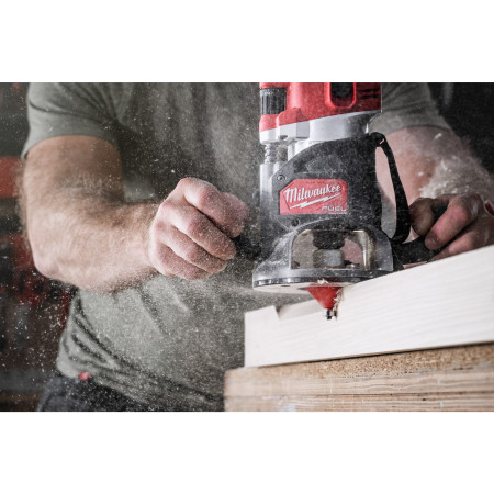 Fresa Madera 12mm para biselar a 45º (con rodamiento) 65/26/76,7mm MILWAUKEE Ref.4932501007