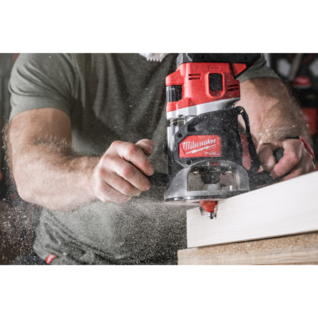 Fresa Madera 8mm para perfilar bordes (con rodamiento) 42,8mm MILWAUKEE Ref.4932501038