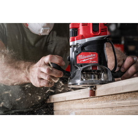 Fresa Madera 8mm recta de plantilla (con rodamiento) 22/20/57mm MILWAUKEE Ref.4932500943