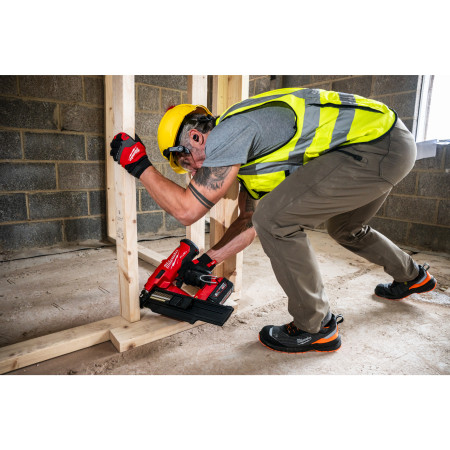 Pantalones de trabajo elásticos FREEFLEX™ marrones 54 - 1 unidad MILWAUKEE Ref.4932502056