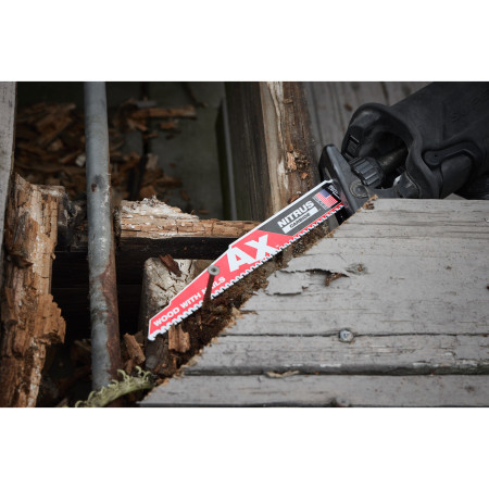 Hoja Sable THE AX™ NITRUS Carbide Madera con Clavos 300mm 5Tpi - 1uds MILWAUKEE Ref.48477253